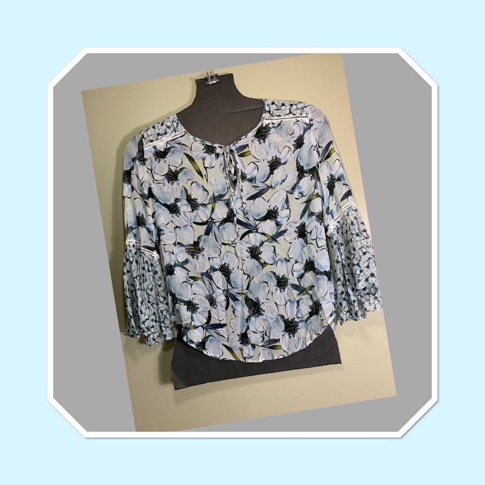 Karen Kane blouse